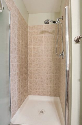 1708 E Houghton Ct, Spokane, WA 99217