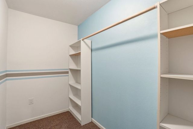 1708 E Houghton Ct, Spokane, WA 99217