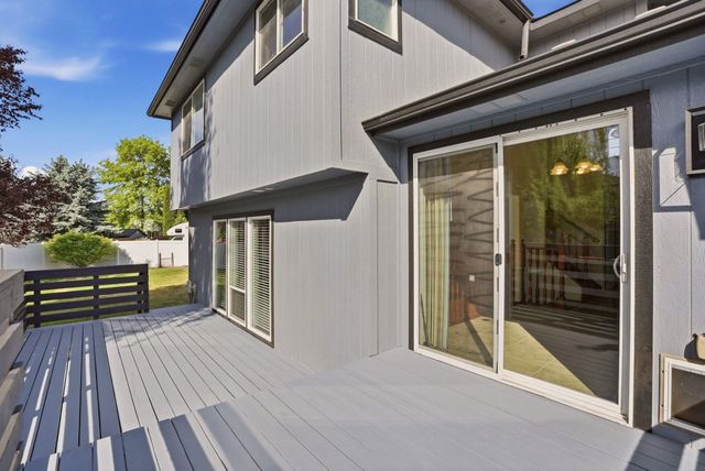 1708 E Houghton Ct, Spokane, WA 99217