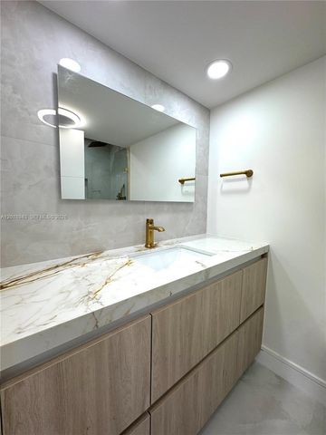 3400 Galt Ocean Dr 702S, Fort Lauderdale, FL 33308