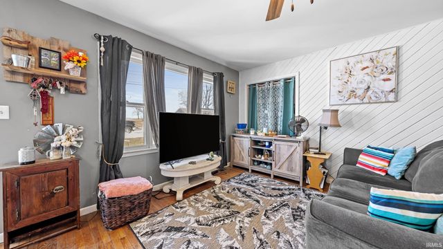 563 S Mathers Street, Orleans, IN 47452