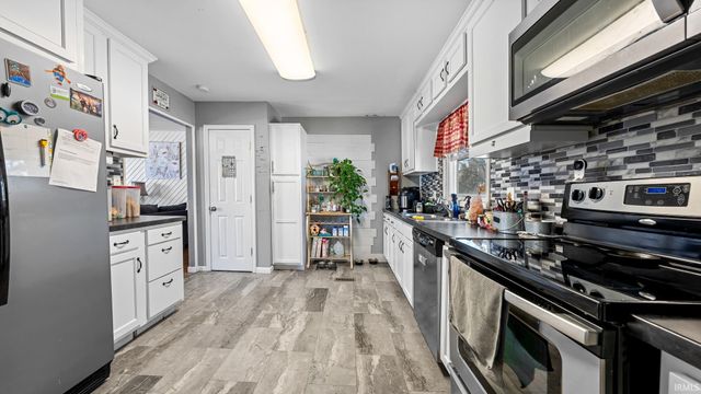 563 S Mathers Street, Orleans, IN 47452