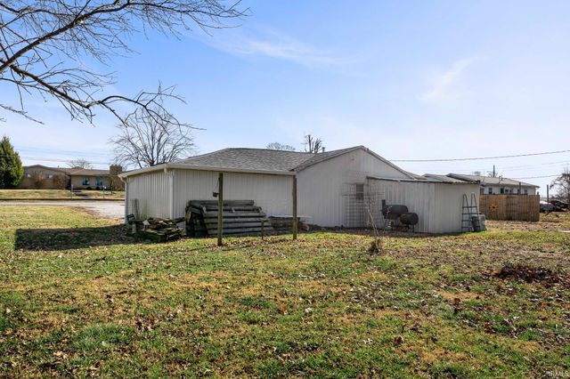 563 S Mathers Street, Orleans, IN 47452