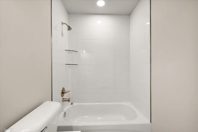 27121 Lanse Creuse Street, Harrison Twp, MI 48045