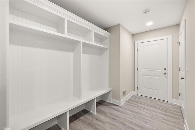 27121 Lanse Creuse Street, Harrison Twp, MI 48045