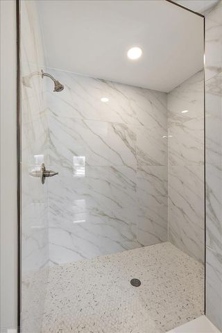 27121 Lanse Creuse Street, Harrison Twp, MI 48045