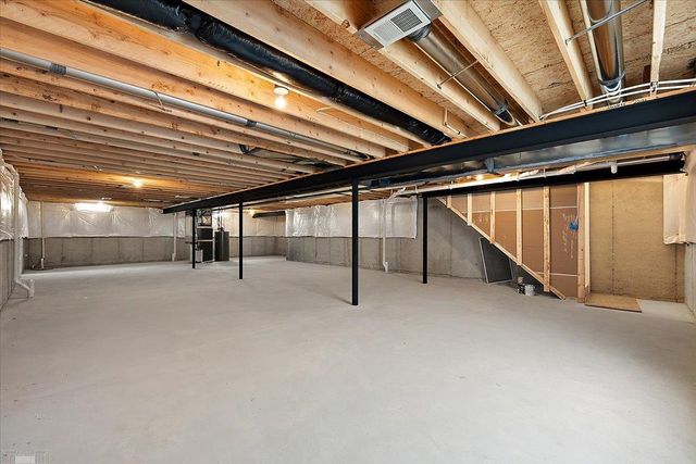 27121 Lanse Creuse Street, Harrison Twp, MI 48045