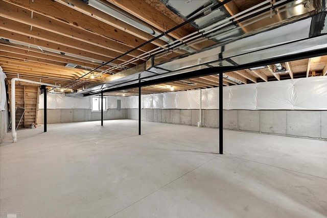 27121 Lanse Creuse Street, Harrison Twp, MI 48045