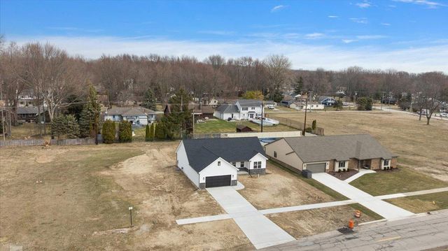 27121 Lanse Creuse Street, Harrison Twp, MI 48045