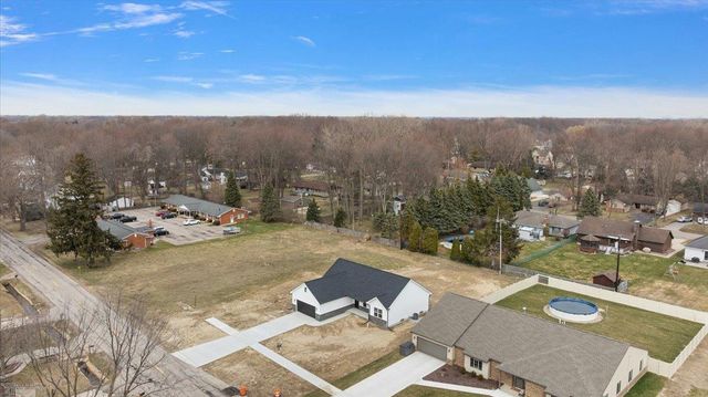 27121 Lanse Creuse Street, Harrison Twp, MI 48045
