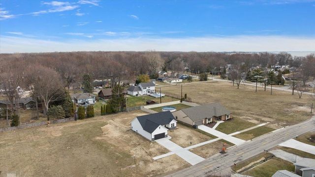 27121 Lanse Creuse Street, Harrison Twp, MI 48045