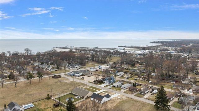 27121 Lanse Creuse Street, Harrison Twp, MI 48045