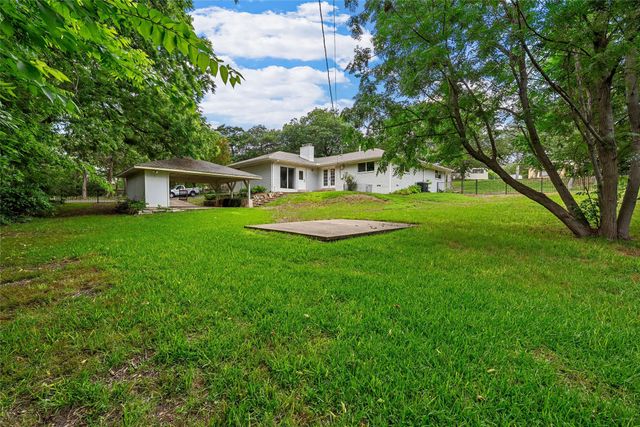 9730 Timberview Drive, Woodway, TX 76712