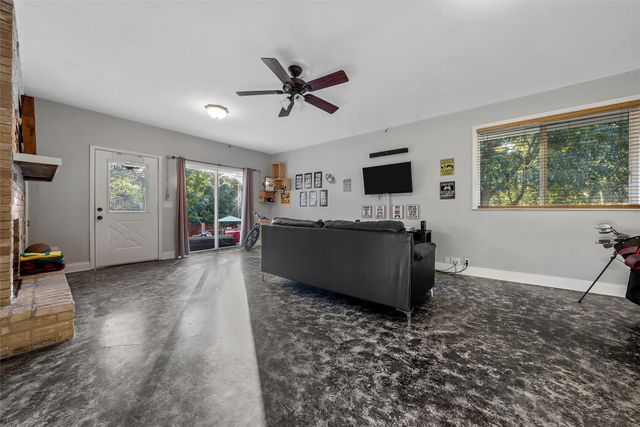 9730 Timberview Drive, Woodway, TX 76712