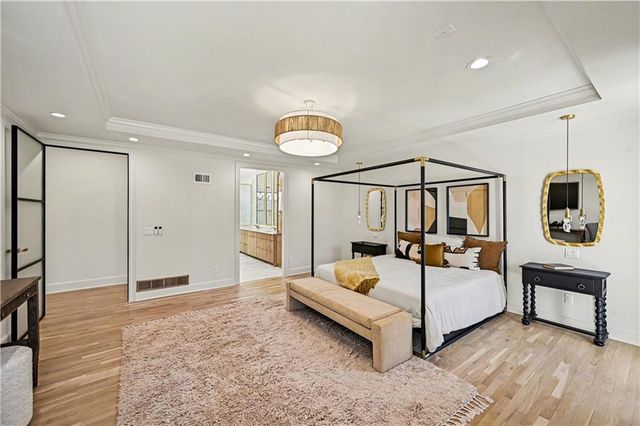 2608 W 118th Street, Leawood, KS 66211
