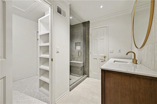 2608 W 118th Street, Leawood, KS 66211