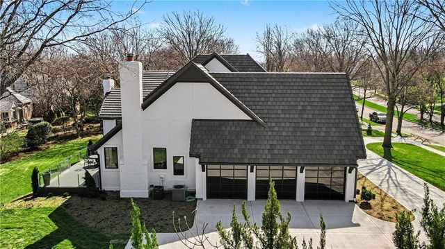 2608 W 118th Street, Leawood, KS 66211