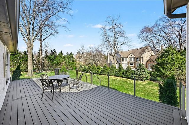 2608 W 118th Street, Leawood, KS 66211