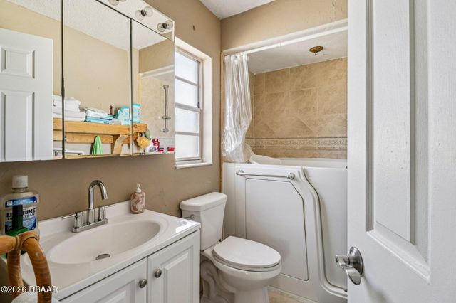 684 Reillys Road, Port Orange, FL 32127