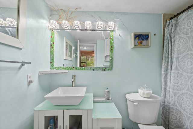 7401 NW 16th Street 102, Plantation, FL 33313
