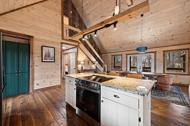 64 Windy Valley Lane, Blue Ridge, GA 30513