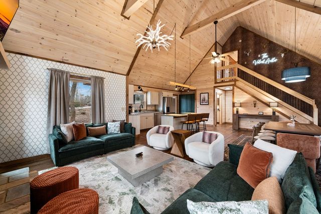 64 Windy Valley Lane, Blue Ridge, GA 30513