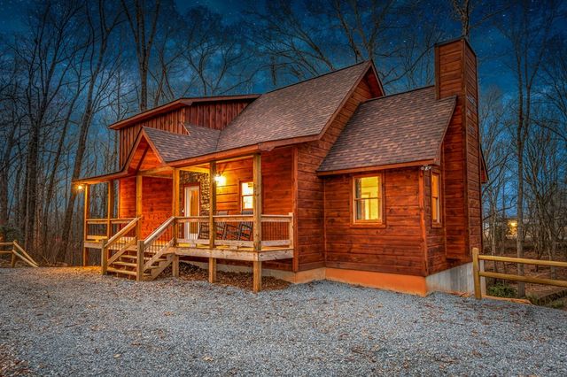 64 Windy Valley Lane, Blue Ridge, GA 30513