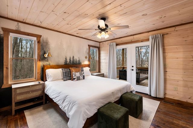 64 Windy Valley Lane, Blue Ridge, GA 30513