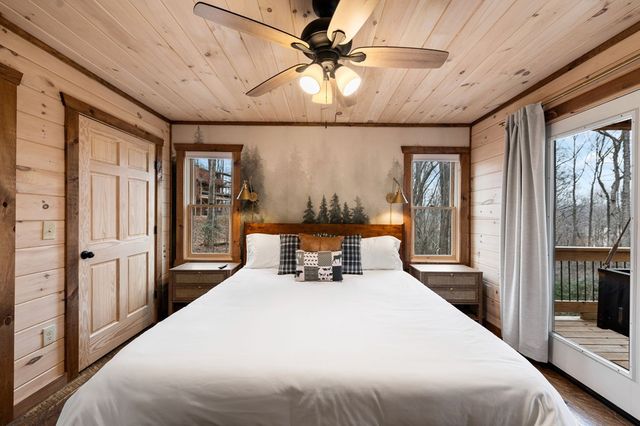 64 Windy Valley Lane, Blue Ridge, GA 30513