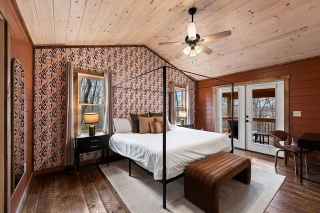 64 Windy Valley Lane, Blue Ridge, GA 30513