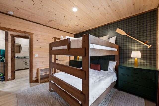 64 Windy Valley Lane, Blue Ridge, GA 30513