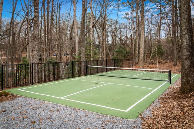 64 Windy Valley Lane, Blue Ridge, GA 30513