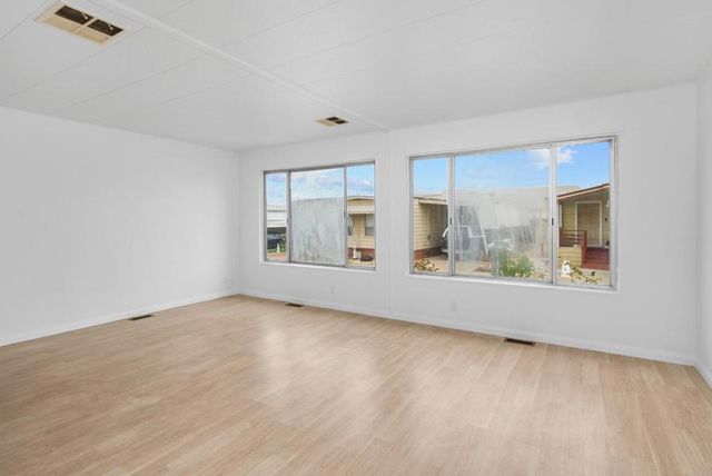 1150 W Winton Avenue 229, Hayward, CA 94545
