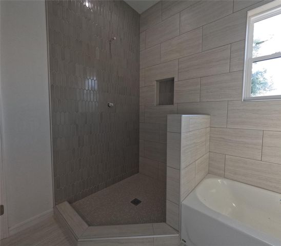 9427 Coffee Street, Houston, TX 77033