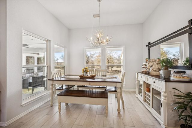 8401 Equestrian Lane, Washington, TX 77880