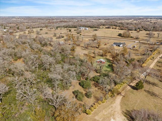 8401 Equestrian Lane, Washington, TX 77880