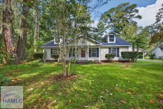 504 Lake Drive, Midway, GA 31320