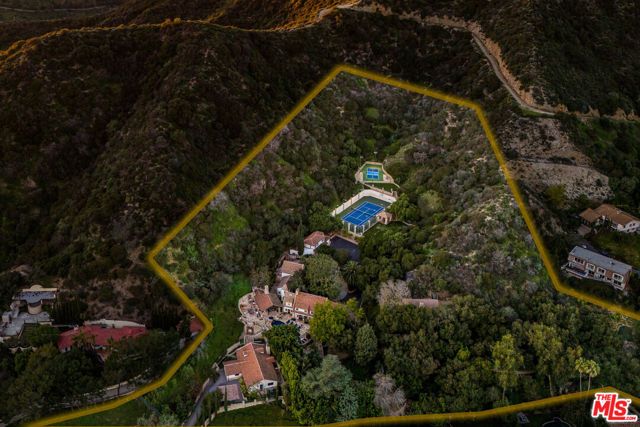 9631 Cedarbrook Drive, Beverly Hills, CA 90210