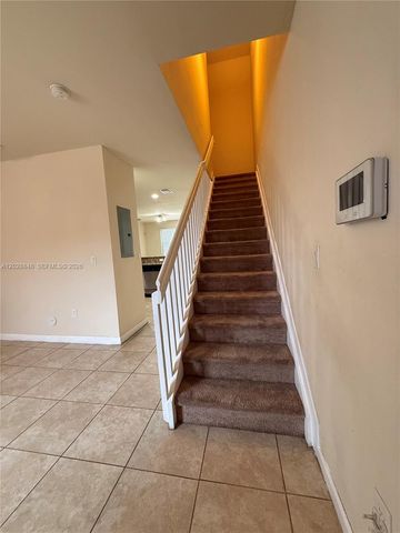 8923 W 35th Avenue, Hialeah, FL 33018