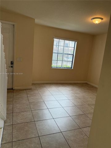 8923 W 35th Avenue, Hialeah, FL 33018