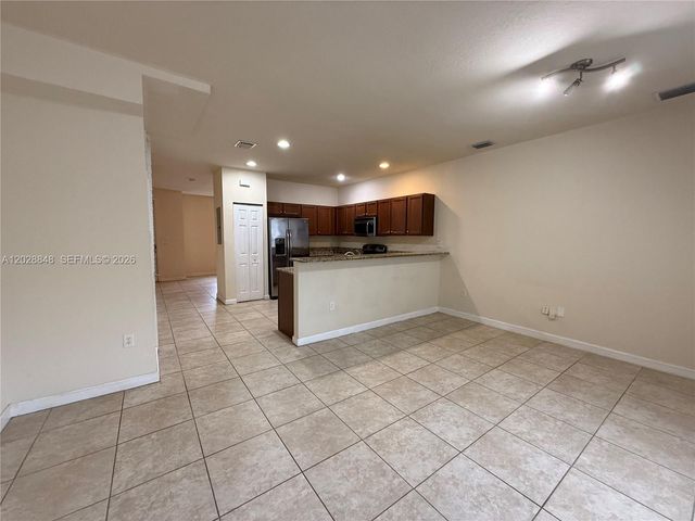 8923 W 35th Avenue, Hialeah, FL 33018