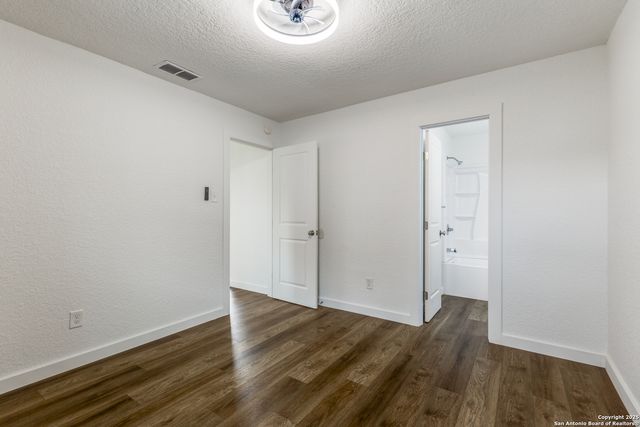 8838 Meadow Trace, San Antonio, TX 78250