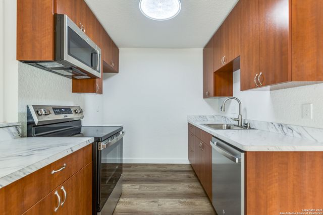 8838 Meadow Trace, San Antonio, TX 78250