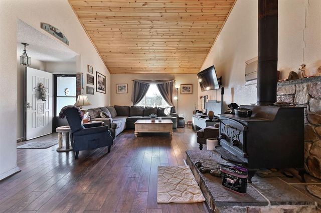 3653 Chuckwagon Dr, Copperopolis, CA 95228