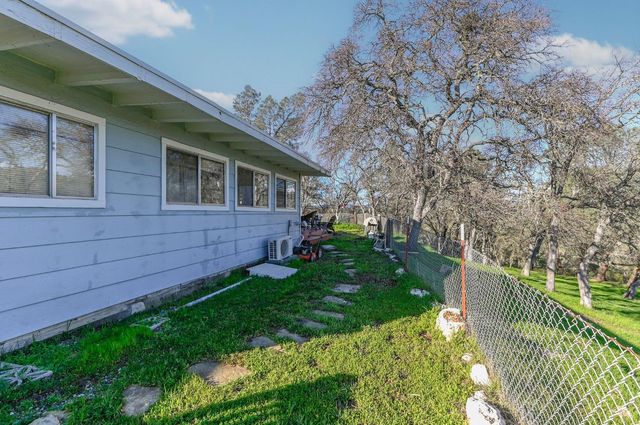 3653 Chuckwagon Dr, Copperopolis, CA 95228