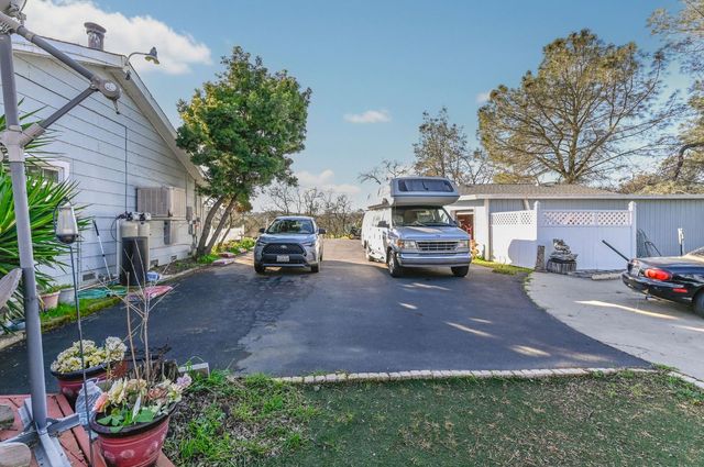 3653 Chuckwagon Dr, Copperopolis, CA 95228