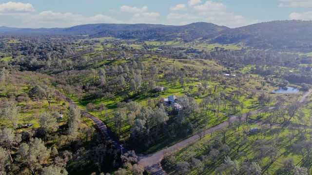 3653 Chuckwagon Dr, Copperopolis, CA 95228