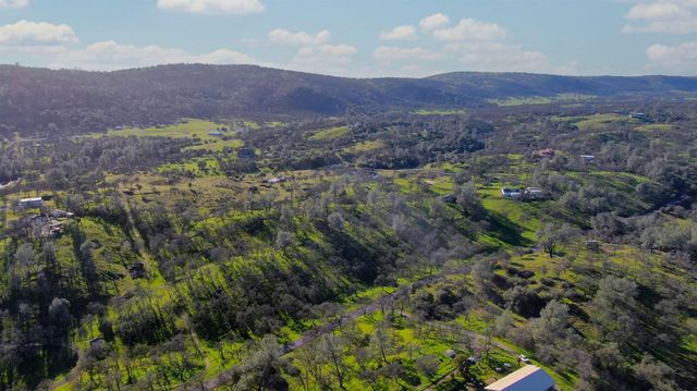 3653 Chuckwagon Dr, Copperopolis, CA 95228