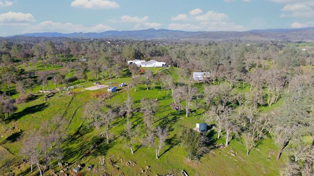 3653 Chuckwagon Dr, Copperopolis, CA 95228