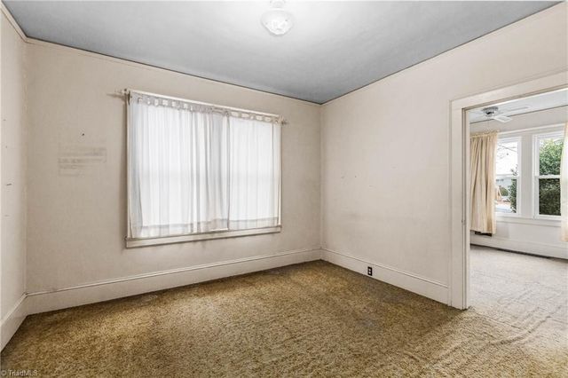 800 S Sunset Drive, Winston-salem, NC 27103